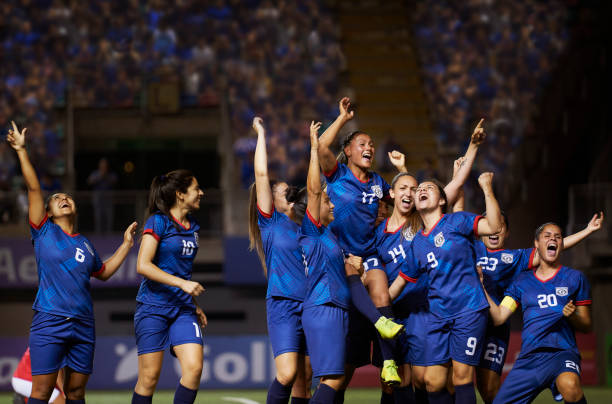 马拉多纳体 马拉多纳体